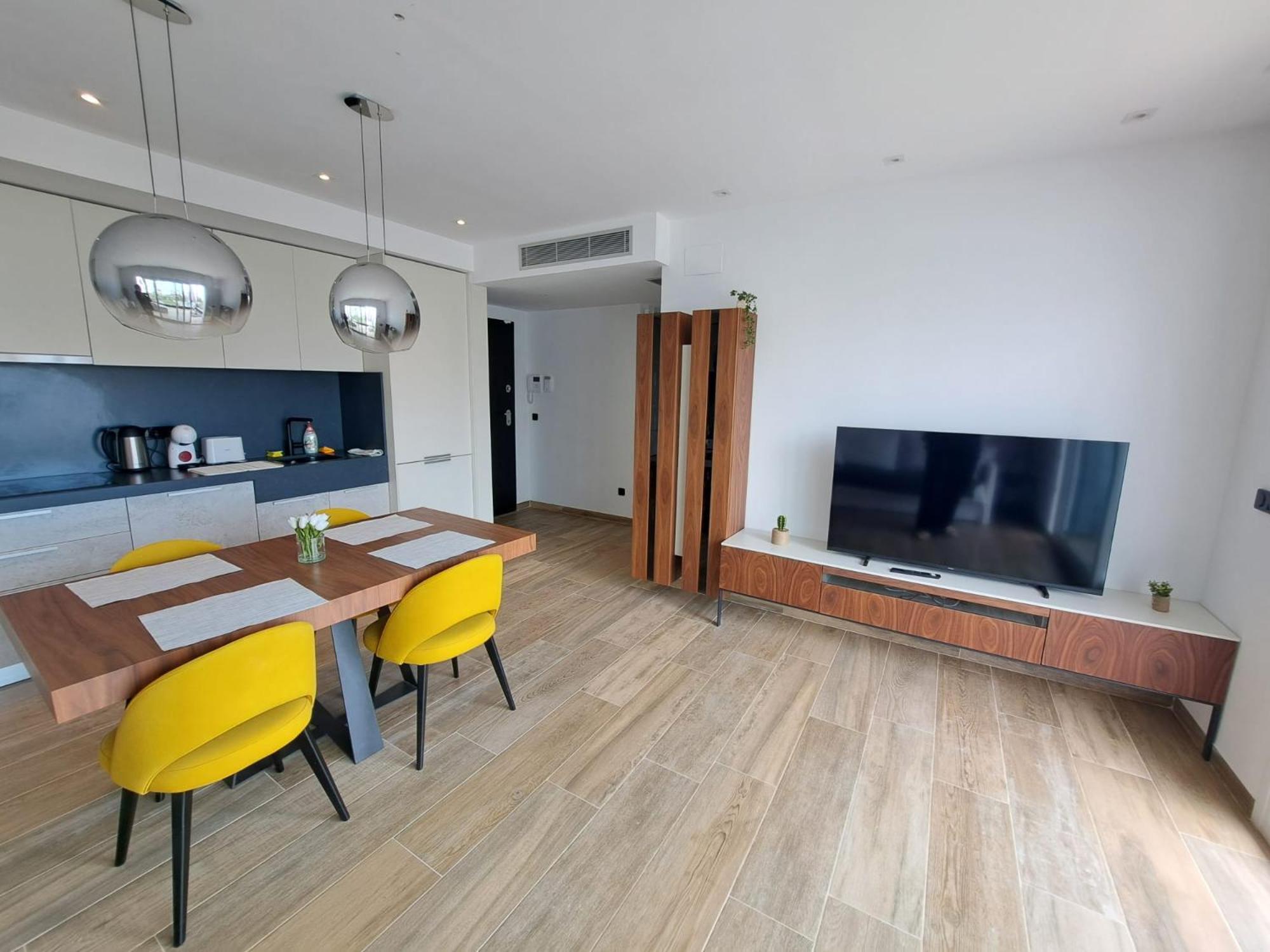 Nice 2 Bedroom Bali Apartment With Sea Views Torrevieja Exterior foto